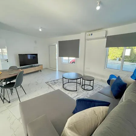 Holiday home Serenity House