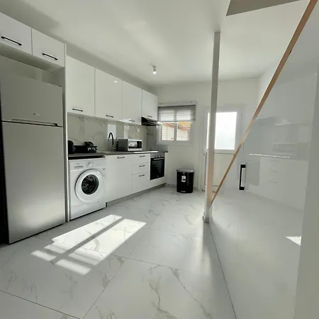 Serenity House בית נופש *