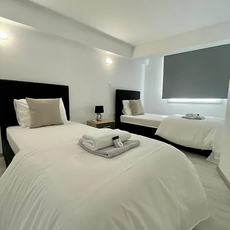 Serenity House * 沃罗里尼