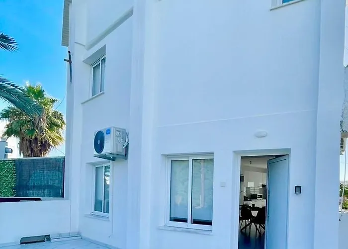 Serenity House Semesterbostad