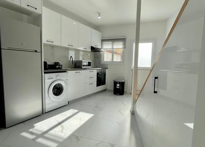 Serenity House Semesterbostad *