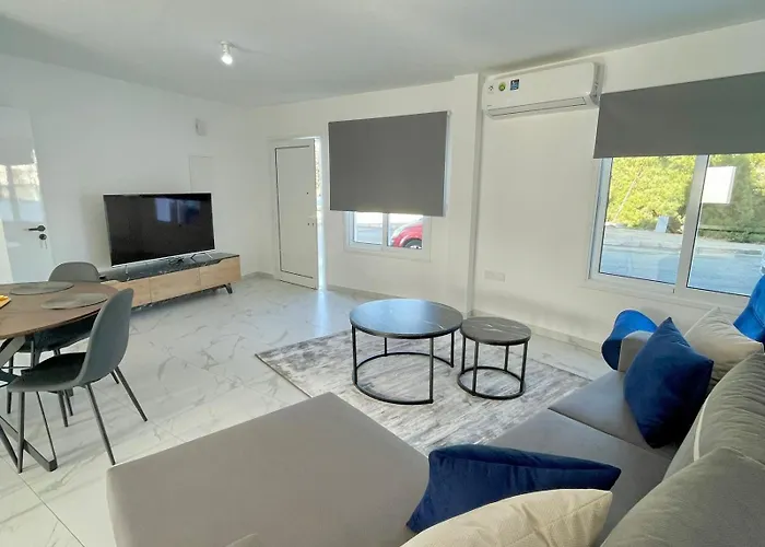 Semesterbostad Serenity House