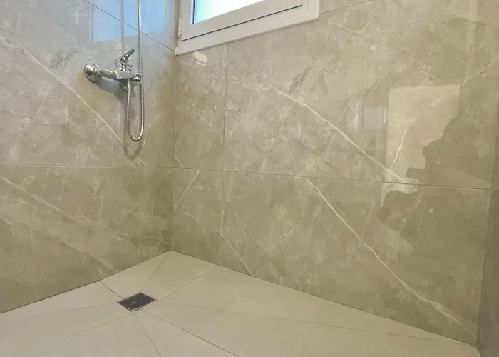 Semesterbostad Serenity House *