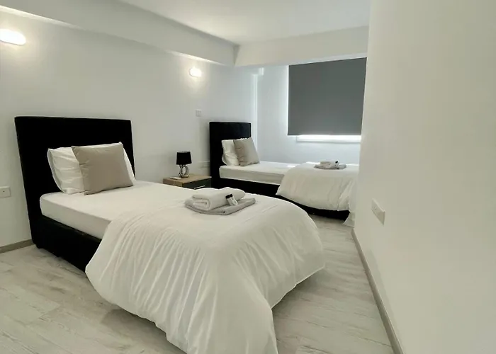 Serenity House Semesterbostad *