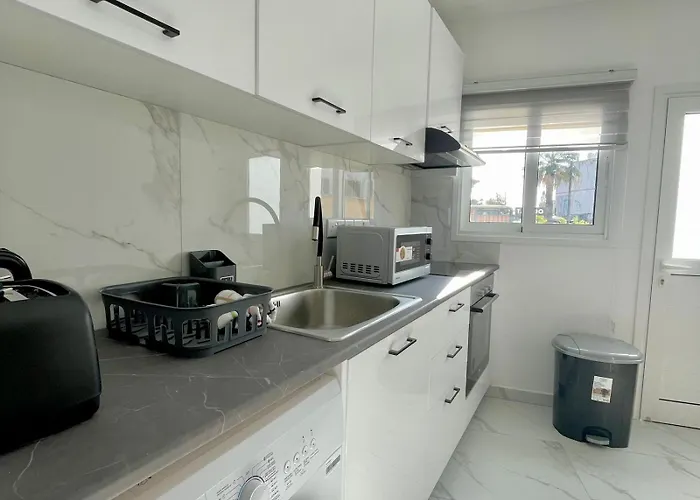 Serenity House Semesterbostad Voroklini