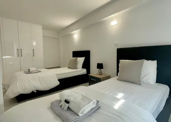 Semesterbostad Serenity House